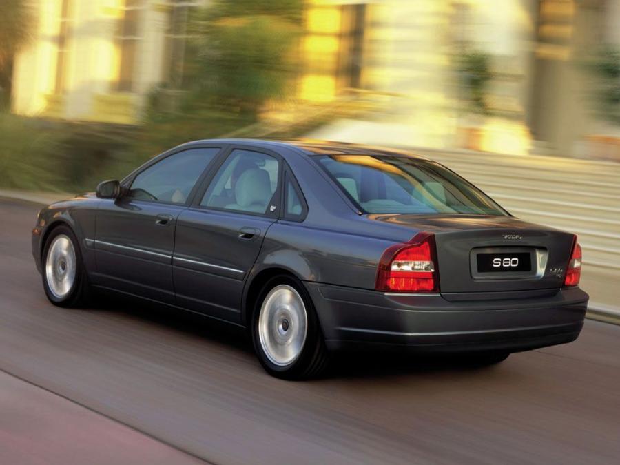  Volvo S80 1998 года  (фото 19 из 21)